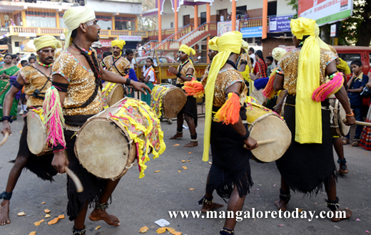 Karavali ustav 2016